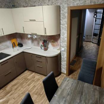 Продается 1-комнатная квартира, 38 м²