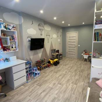 Продается 2-х комнатная квартира, 83,2 м²