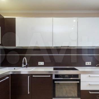 Продается 3-х комнатная квартира, 64,8 м²