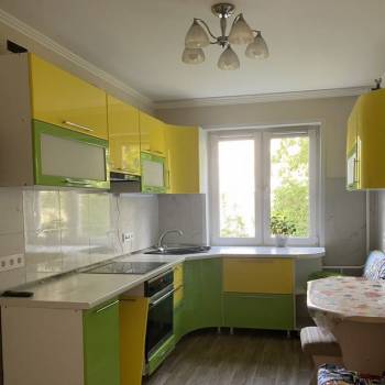 Сдается Многокомнатная квартира, 64 м²