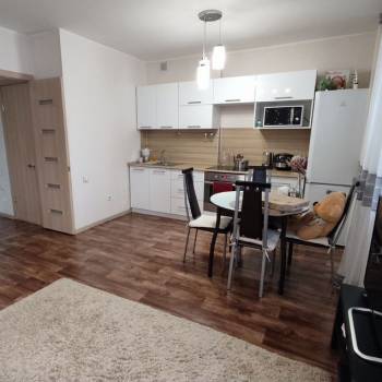 Продается 1-комнатная квартира, 32 м²