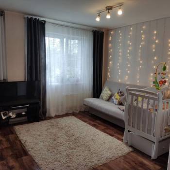 Продается 1-комнатная квартира, 32 м²