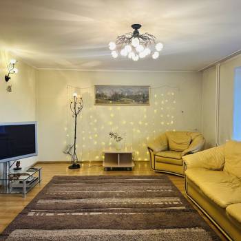 Продается Многокомнатная квартира, 120 м²