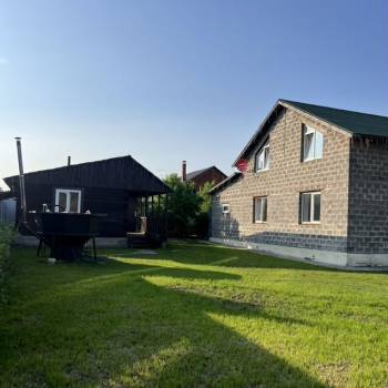 Продается Дом, 220 м²