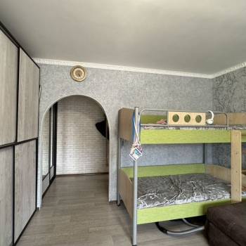 Продается 1-комнатная квартира, 40,5 м²