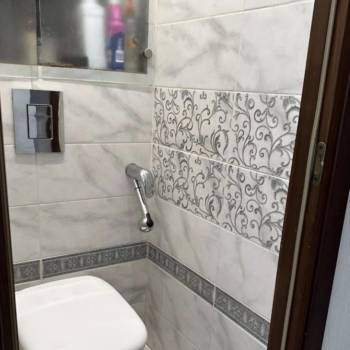 Продается Многокомнатная квартира, 80 м²