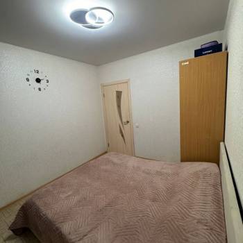 Продается Многокомнатная квартира, 79,8 м²