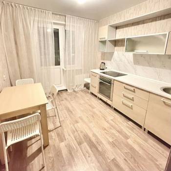 Сдается 1-комнатная квартира, 40,4 м²