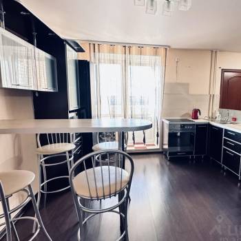 Сдается 2-х комнатная квартира, 58 м²