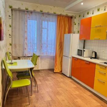 Сдается 2-х комнатная квартира, 60 м²