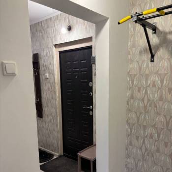 Продается 1-комнатная квартира, 40,7 м²