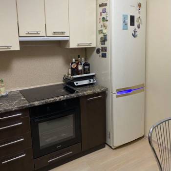 Продается 1-комнатная квартира, 37,2 м²