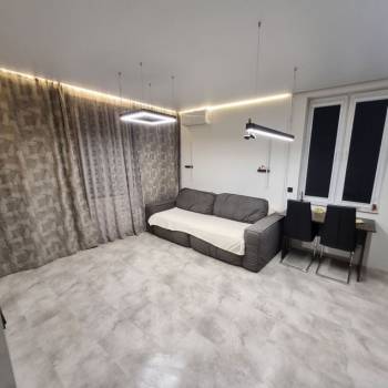 Сдается Многокомнатная квартира, 64 м²