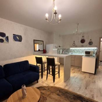 Сдается 2-х комнатная квартира, 56 м²