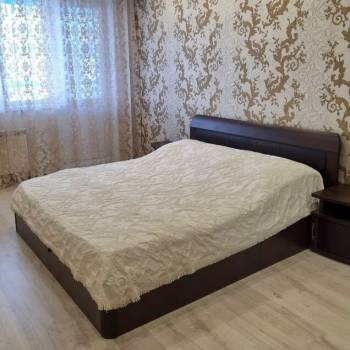 Сдается 1-комнатная квартира, 53,4 м²
