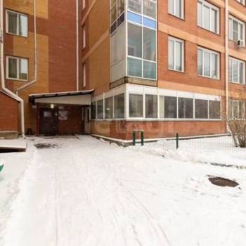 Продается 1-комнатная квартира, 53 м²