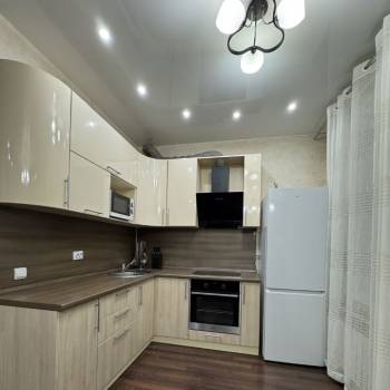 Продается 1-комнатная квартира, 36,9 м²