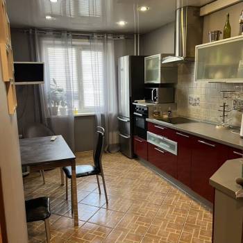 Продается Многокомнатная квартира, 78,9 м²