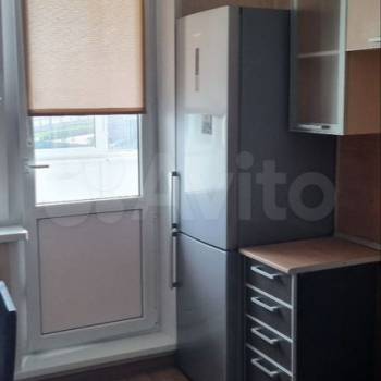 Сдается 1-комнатная квартира, 49 м²