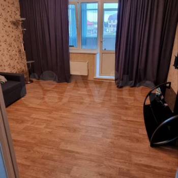 Сдается 1-комнатная квартира, 49 м²