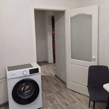 Продается 1-комнатная квартира, 36 м²
