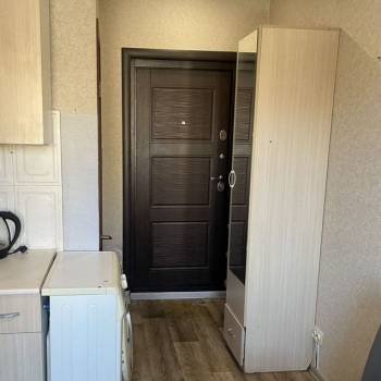 Продается 1-комнатная квартира, 12 м²