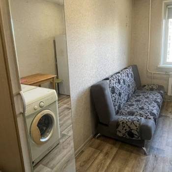 Продается 1-комнатная квартира, 12 м²