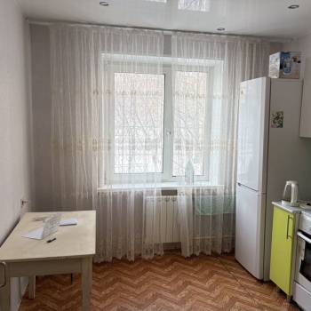 Продается 1-комнатная квартира, 36 м²