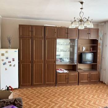 Продается 1-комнатная квартира, 36 м²