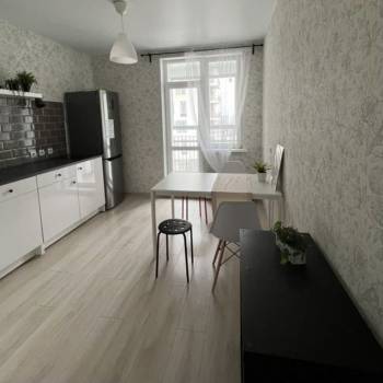 Сдается 1-комнатная квартира, 45 м²
