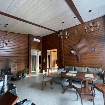 Продается Дом, 180 м²