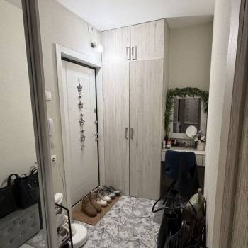 Продается 1-комнатная квартира, 42,4 м²