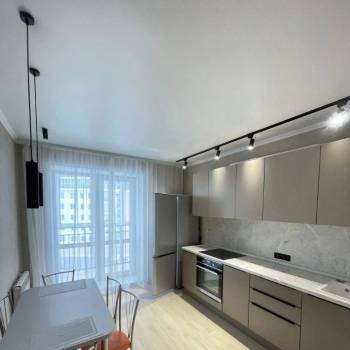 Сдается 1-комнатная квартира, 43 м²