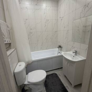 Сдается 1-комнатная квартира, 43 м²