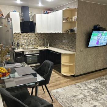 Продается 1-комнатная квартира, 33 м²