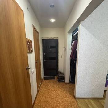 Продается 1-комнатная квартира, 43 м²