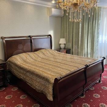 Продается Многокомнатная квартира, 137,8 м²
