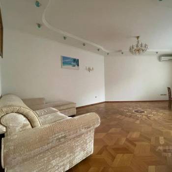 Сдается Многокомнатная квартира, 125 м²