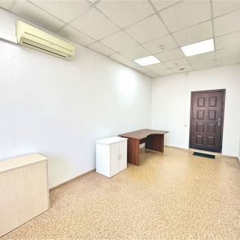 Сдается Нежилое помещение, 18,3 м²