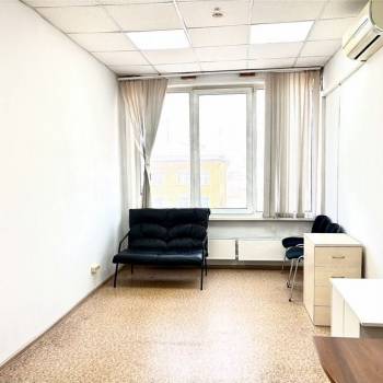 Сдается Нежилое помещение, 18,3 м²