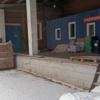 Сдается Нежилое помещение, 400 м²