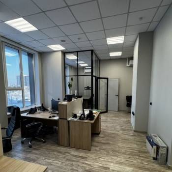 Сдается Нежилое помещение, 85,6 м²