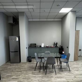 Сдается Нежилое помещение, 85,6 м²