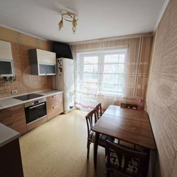 Сдается 2-х комнатная квартира, 64 м²