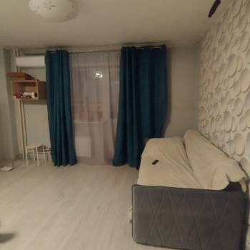 Продается 1-комнатная квартира, 27,6 м²