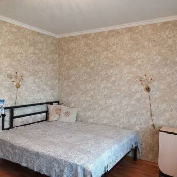 Продается 1-комнатная квартира, 40,4 м²