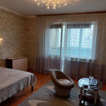 Продается 1-комнатная квартира, 40,4 м²