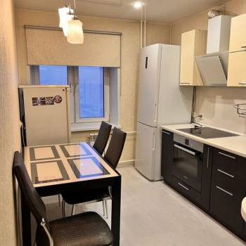 Продается 2-х комнатная квартира, 56,8 м²