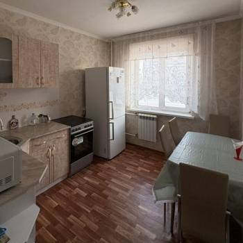 Продается 1-комнатная квартира, 40,5 м²
