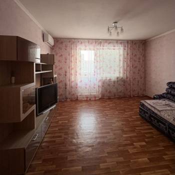 Продается 1-комнатная квартира, 40,5 м²